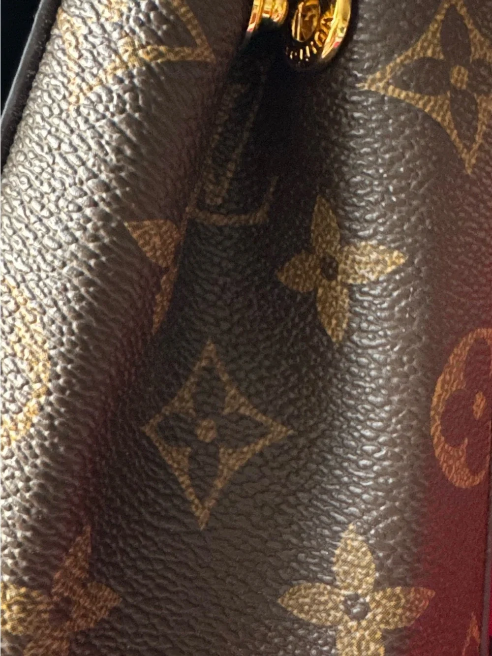 Others iconic monogram